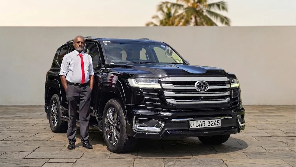 Brand-New Black Luxury SUV Fleet with Chauffeur